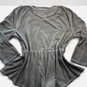 Ruffled long sleeve Grey T-Shirt